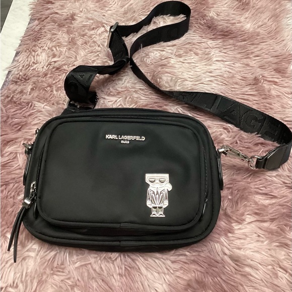 Karl Lagerfeld Black Crossbody Bag NWOT

Mrpb - Picture 2 of 12